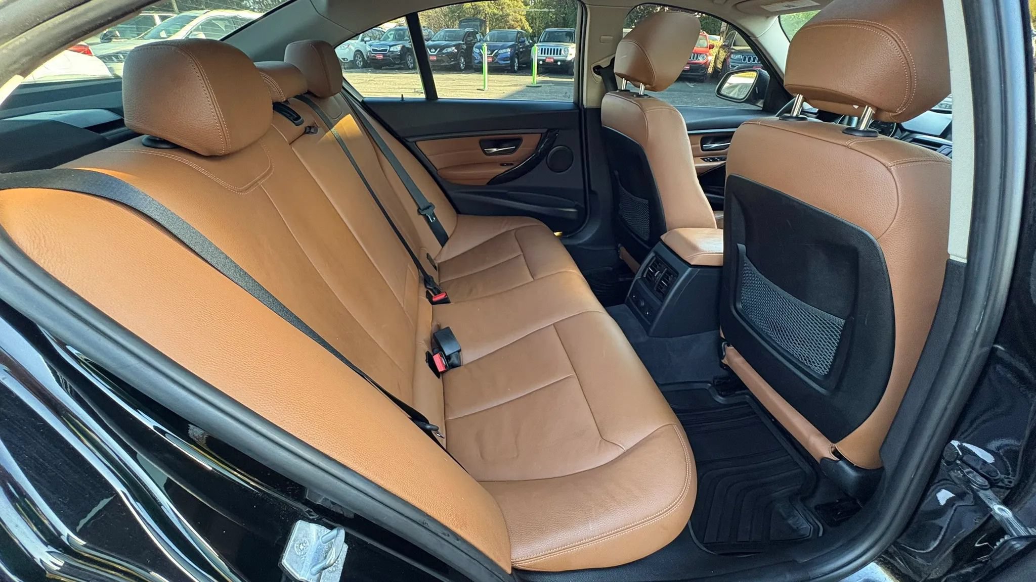 Used 2014 BMW 328i xDrive Sedan w/ Premium Package AWD/4WD image 25