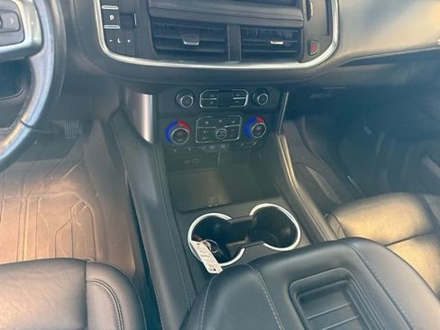 Used 2022 Chevrolet Tahoe LT image 11