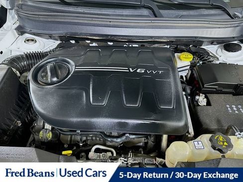 Used 2022 Jeep Cherokee Trailhawk w/ Premium Leather Package AWD/4WD image 31