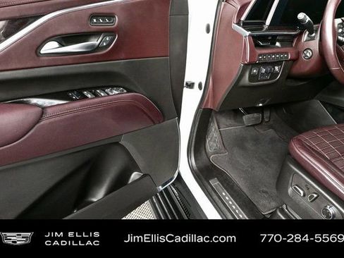 Used 2023 Cadillac Escalade Sport Platinum image 9