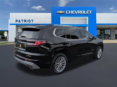 Used 2025 GMC Acadia Denali AWD/4WD image 10