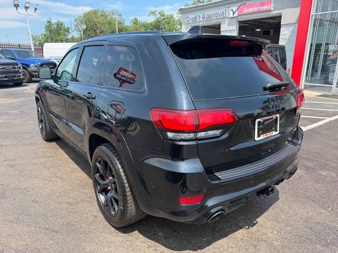 Used 2018 Jeep Grand Cherokee SRT w/ Trailer Tow Group IV AWD/4WD image 7