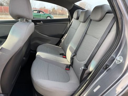 Used 2016 Hyundai Accent SE FWD image 19