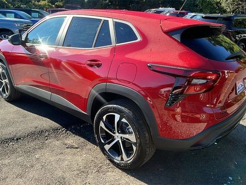 New 2026 Chevrolet Trax RS image 7