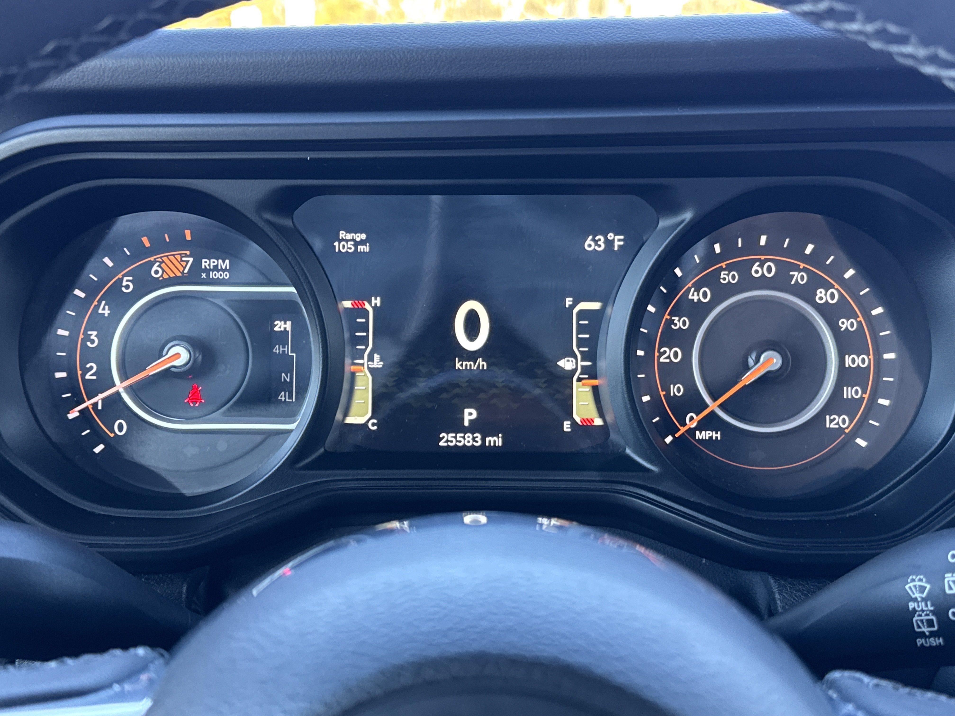 Used 2025 Jeep Wrangler Unlimited Sahara AWD/4WD image 31