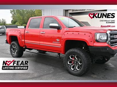 Used 2017 GMC Sierra 1500 SLT w/ SLT Premium Package
