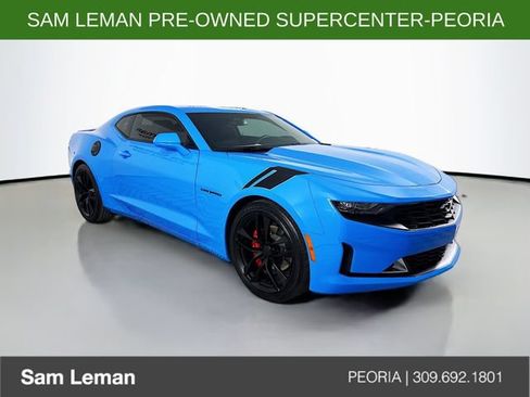 Used 2023 Chevrolet Camaro LT w/ Design Package 1 RWD image 1