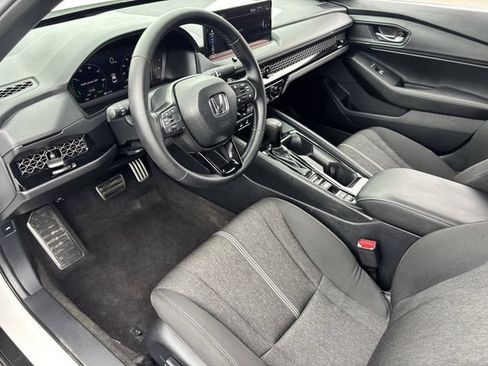 Used 2025 Honda Accord Sport image 20