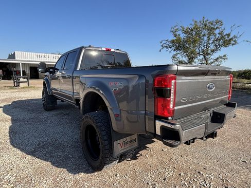 Used 2023 Ford F450 Lariat w/ Lariat Ultimate Package image 2