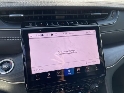 New 2025 Jeep Grand Cherokee Limited w/ Luxury Tech Group II image 25