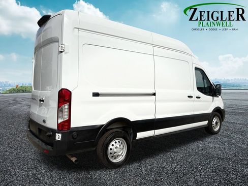 Used 2025 Ford Transit 250 148 High Roof AWD image 6
