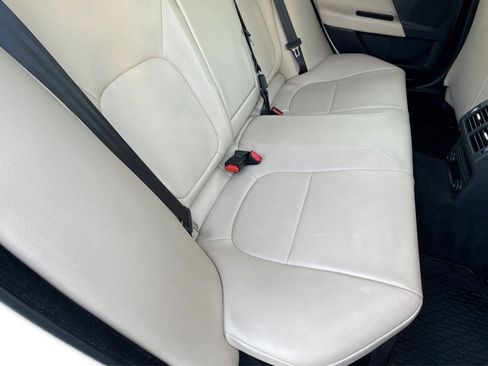 Used 2019 Jaguar XE Premium RWD image 22