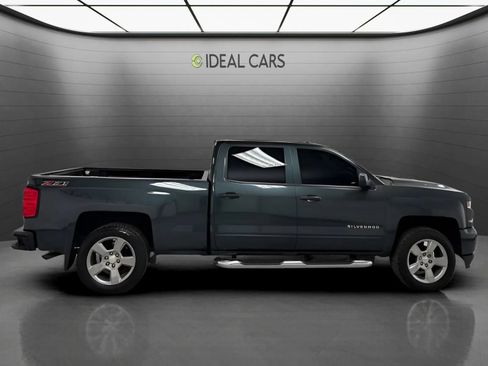 Used 2018 Chevrolet Silverado 1500 LT w/ All Star Edition AWD/4WD image 3