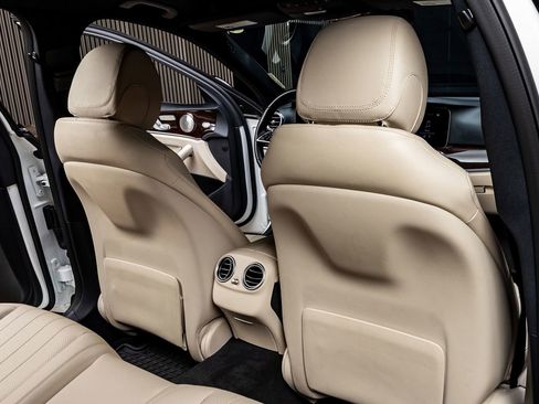 Used 2021 Mercedes-Benz E 450 4MATIC Sedan image 27