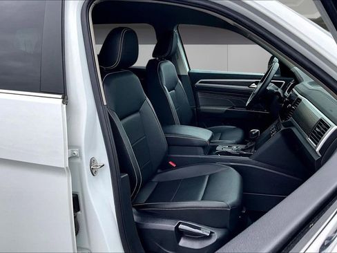 Used 2023 Volkswagen Atlas SE FWD image 29