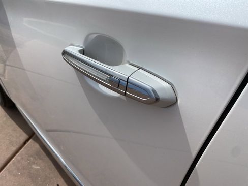 Used 2017 Cadillac XTS Luxury w/ Driver Awareness Package image 23