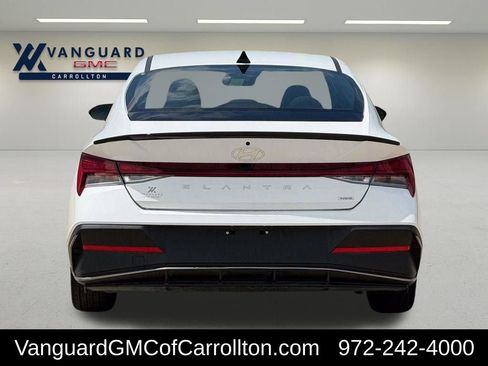 Used 2025 Hyundai Elantra SEL FWD image 7