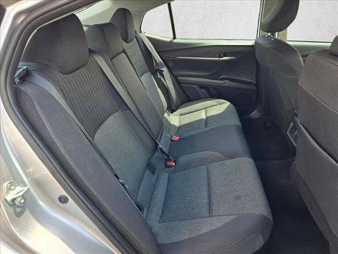 Used 2025 Toyota Camry LE image 18