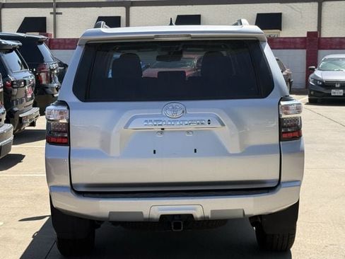Used 2024 Toyota 4Runner SR5 RWD image 5