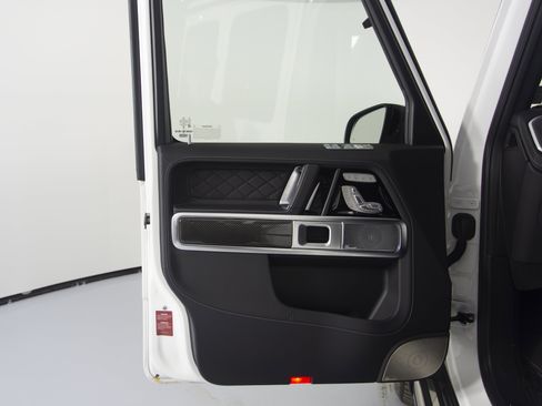 Used 2025 Mercedes-Benz G 63 AMG G 63 AMG image 10