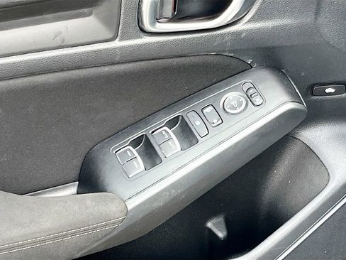 Used 2022 Honda Civic Sport image 17