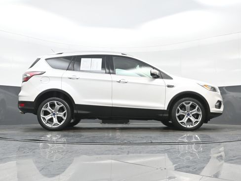 Used 2017 Ford Escape Titanium w/ Equipment Group 301A image 30
