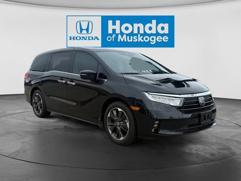 Used 2024 Honda Odyssey Elite image 2