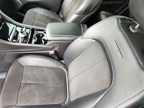 Used 2022 Jeep Grand Cherokee Trailhawk w/ Luxury Tech Group III image 8