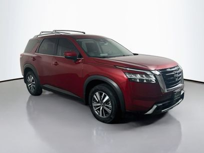Used 2024 Nissan Pathfinder SL