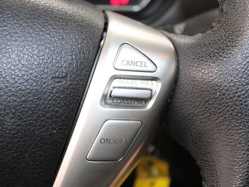 Used 2014 Nissan Versa Note SV FWD image 22