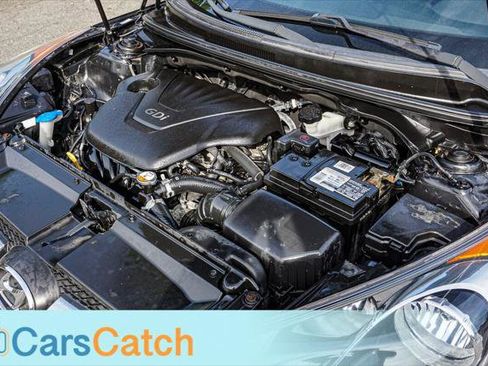 Used 2016 Hyundai Veloster w/ Option Group 03 image 37