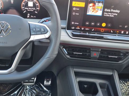 New 2026 Volkswagen Tiguan SE R-Line AWD/4WD image 27