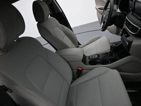 Used 2019 Hyundai Tucson Value image 11