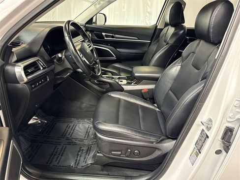 Used 2022 Kia Telluride S image 10