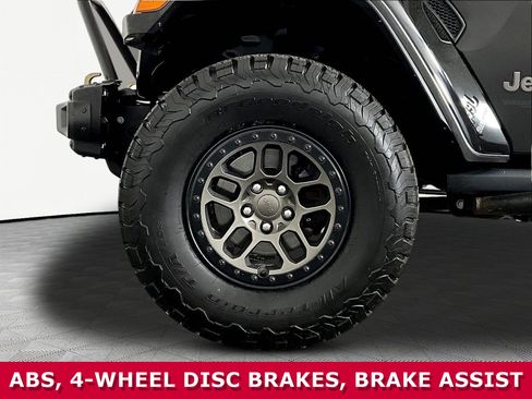 Used 2022 Jeep Wrangler Unlimited Rubicon w/ Xtreme Recon 35" Tire Package AWD/4WD image 29