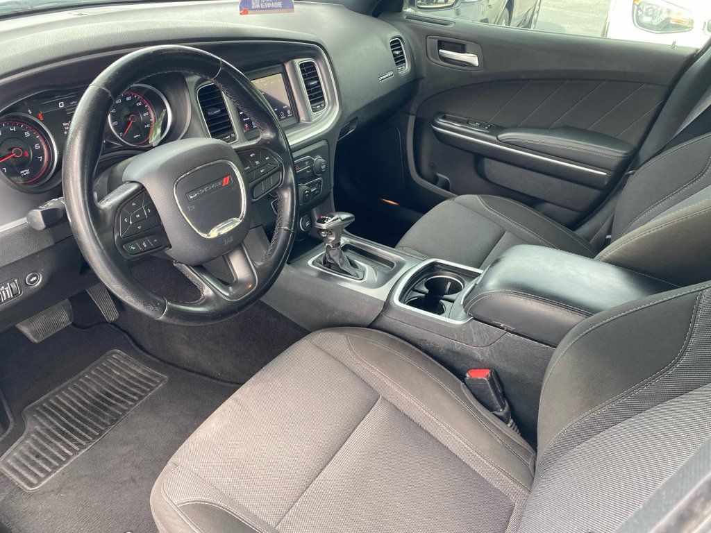 Used 2020 Dodge Charger SXT RWD image 32