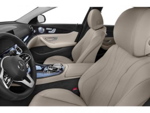 Used 2020 Mercedes-Benz E 350 Sedan image 9