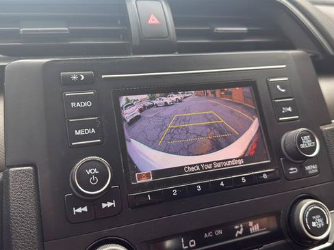 Used 2020 Honda Civic LX image 24