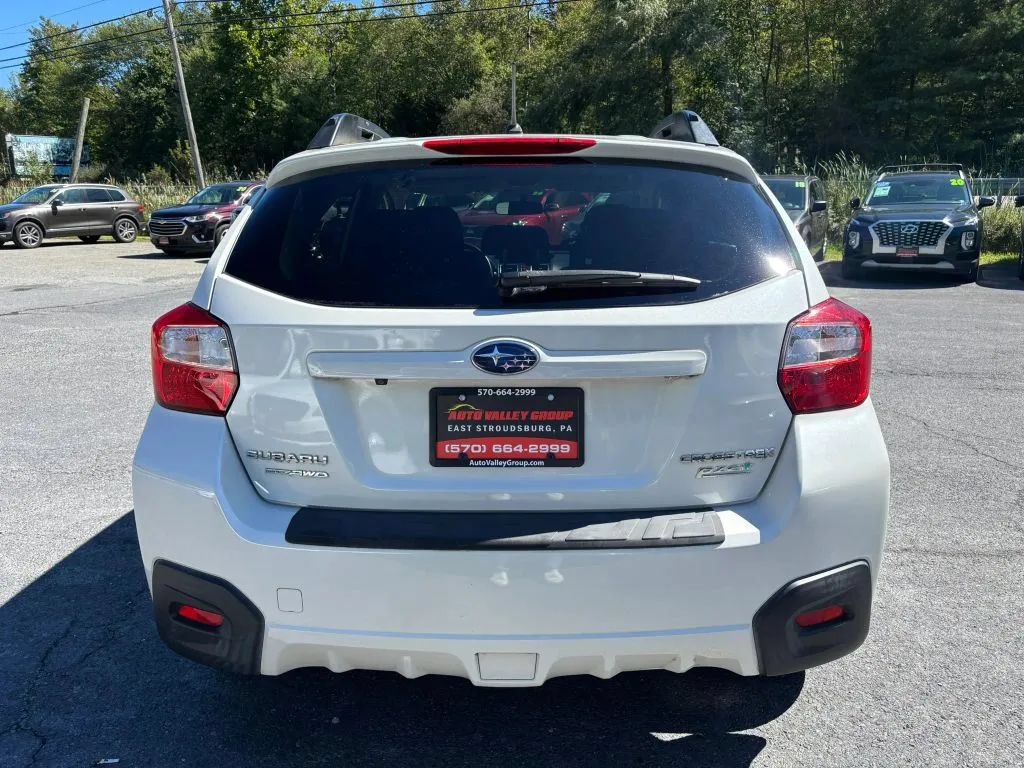 Used 2017 Subaru Crosstrek 2.0i Premium AWD/4WD image 7