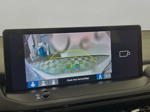 Used 2024 Honda Accord Sport image 28