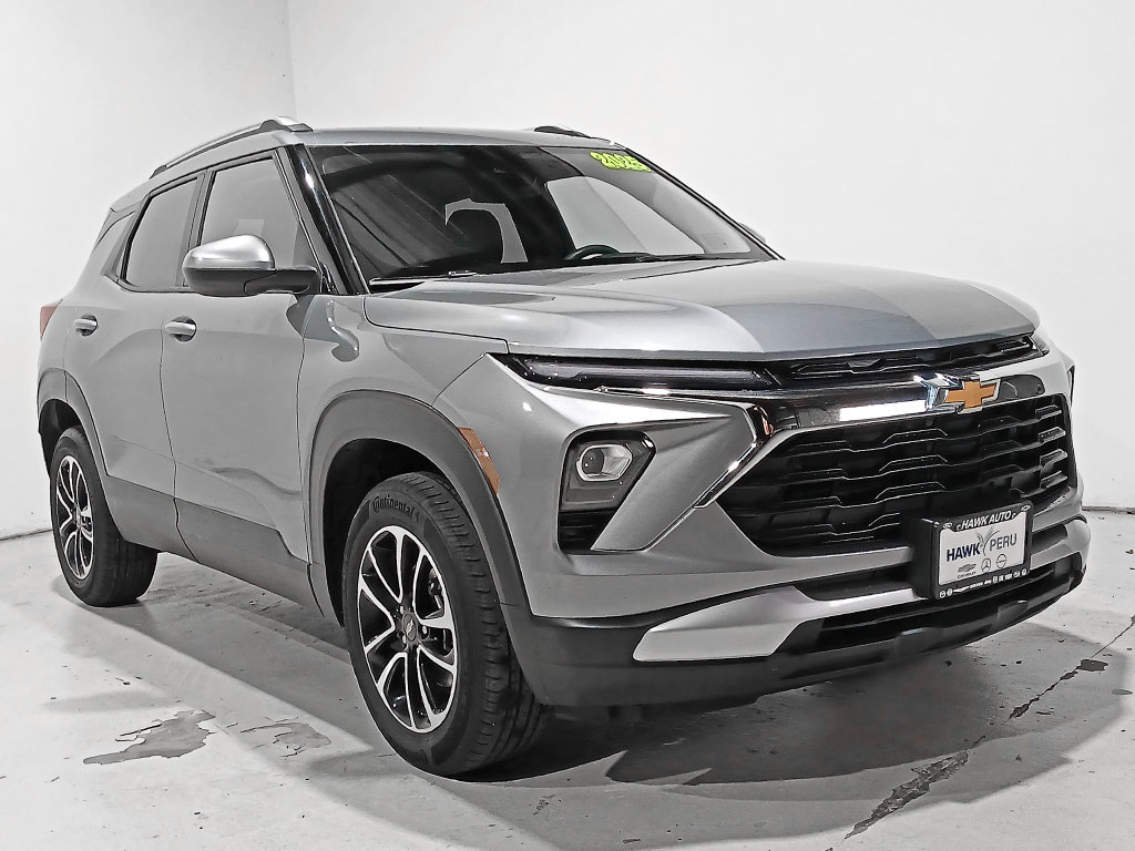 Used 2025 Chevrolet TrailBlazer LT AWD/4WD image 33