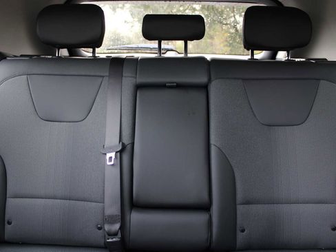 New 2025 Kia Niro EX image 45