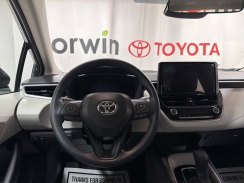 Used 2026 Toyota Corolla LE FWD image 20