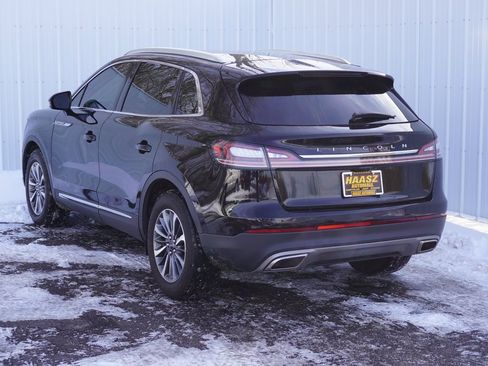 Used 2023 Lincoln Nautilus AWD w/ Premium Package image 4