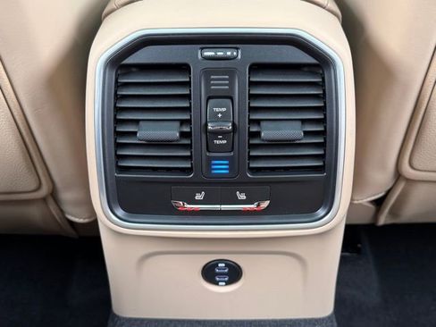 New 2026 Porsche Macan image 35