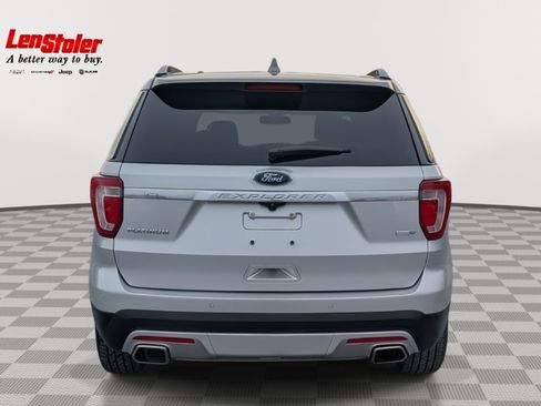 Used 2017 Ford Explorer Platinum image 4