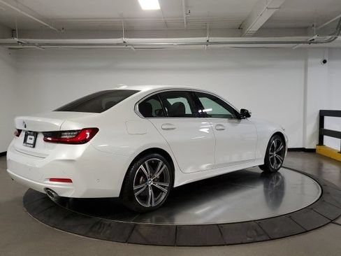 Used 2024 BMW 330i xDrive Sedan w/ Convenience Package AWD/4WD image 17
