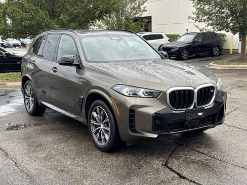 Certified 2025 BMW X5 M60i w/ Executive Package AWD/4WD image 3