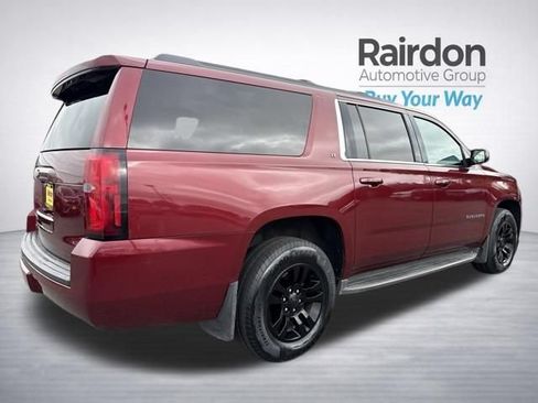 Used 2016 Chevrolet Suburban LT w/ Luxury Package AWD/4WD image 7