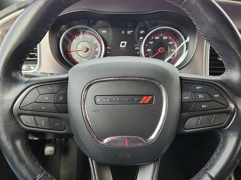 Used 2022 Dodge Charger SXT image 11